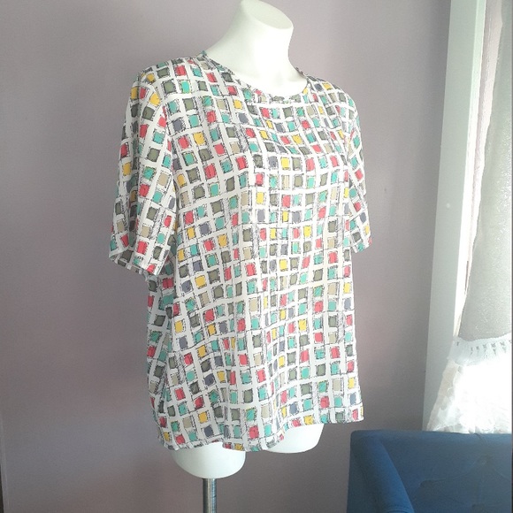 Kathie Lee Collection Tops - Vintage 90s Silky Short Sleeve Geometric Blouse